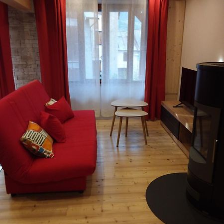 Appartement Dans Maison De Village Crots Dış mekan fotoğraf