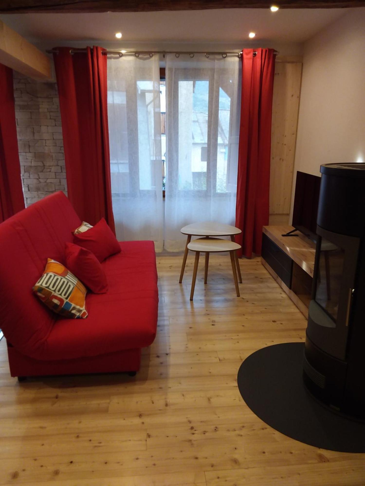Appartement Dans Maison De Village Crots Dış mekan fotoğraf